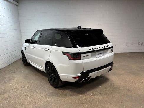 Used 2018 Land Rover Range Rover Sport HSE Dynamic image 9