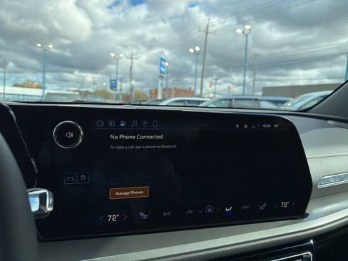 New 2026 Chevrolet Traverse LT image 25