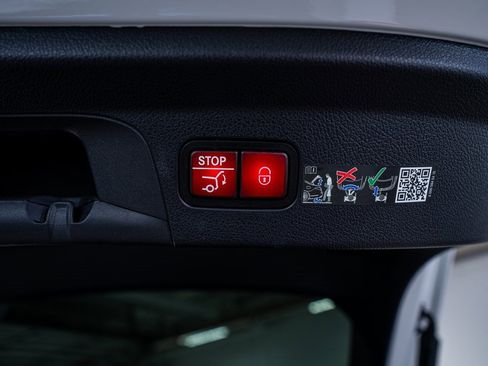 Used 2025 Mercedes-Benz GLE 53 AMG GLE 53 AMG image 68