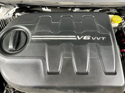 Used 2022 Jeep Cherokee Trailhawk AWD/4WD image 28