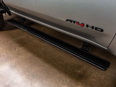 Used 2024 GMC Sierra 2500 AT4 w/ AT4 Premium Plus Package image 13