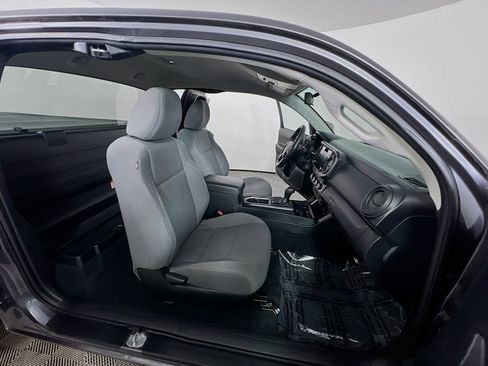 Used 2020 Toyota Tacoma SR image 27