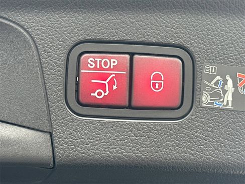 New 2025 Mercedes-Benz GLE 53 AMG 4MATIC Coupe image 21