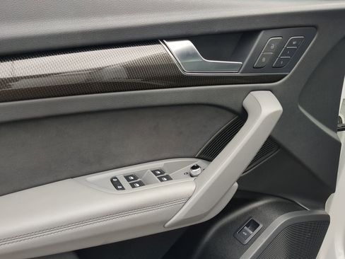 Used 2023 Audi SQ5 Premium Plus w/ Premium Plus Package image 12