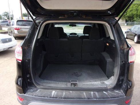 Used 2016 Ford Escape SE FWD image 9