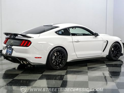 Used 2019 Ford Mustang Shelby GT350 w/ Technology Package RWD image 13