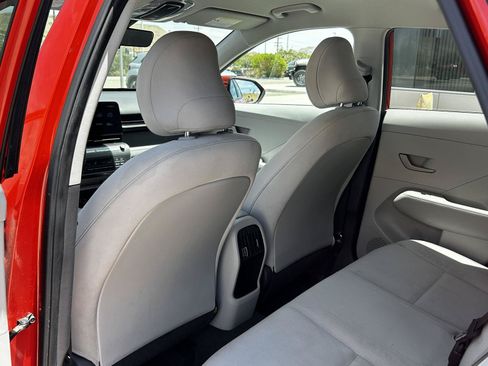 Used 2024 Hyundai Kona SEL FWD image 16