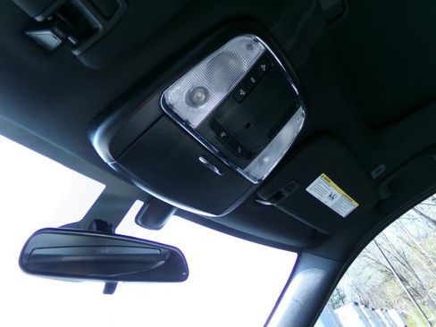 Used 2021 Jeep Grand Cherokee Laredo image 24