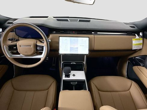 New 2026 Land Rover Range Rover Long Wheelbase SE AWD/4WD image 13