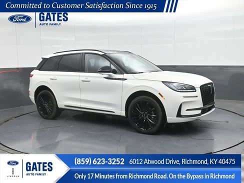 New 2026 Lincoln Corsair Premiere image 1