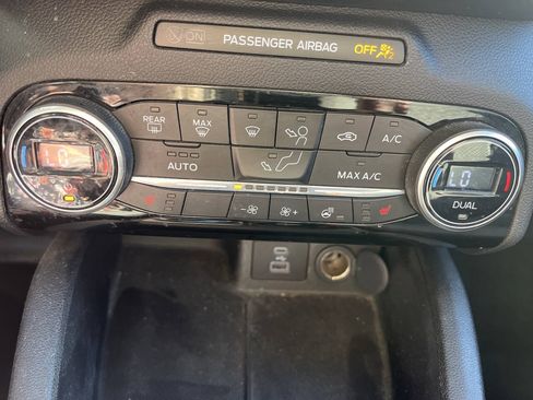 Used 2021 Ford Escape SE w/ Convenience Package AWD/4WD image 34