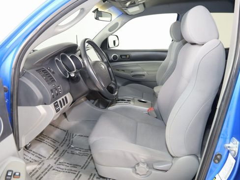 Used 2008 Toyota Tacoma PreRunner image 9