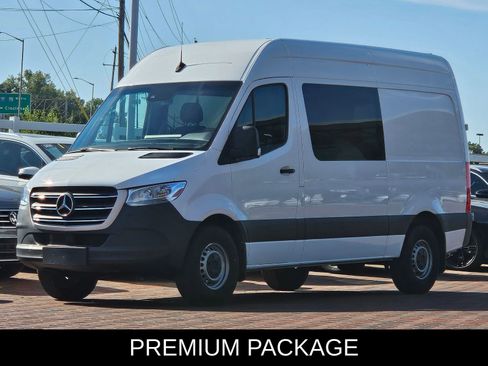 Used 2024 Mercedes-Benz Sprinter 2500 image 1