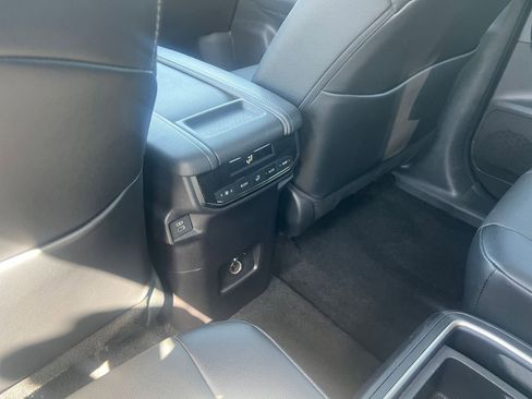 Used 2025 Toyota Grand Highlander FWD image 24