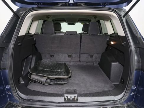 Used 2018 Ford Escape SE image 11