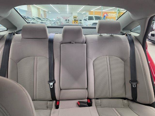 Used 2015 Hyundai Sonata SE FWD image 16