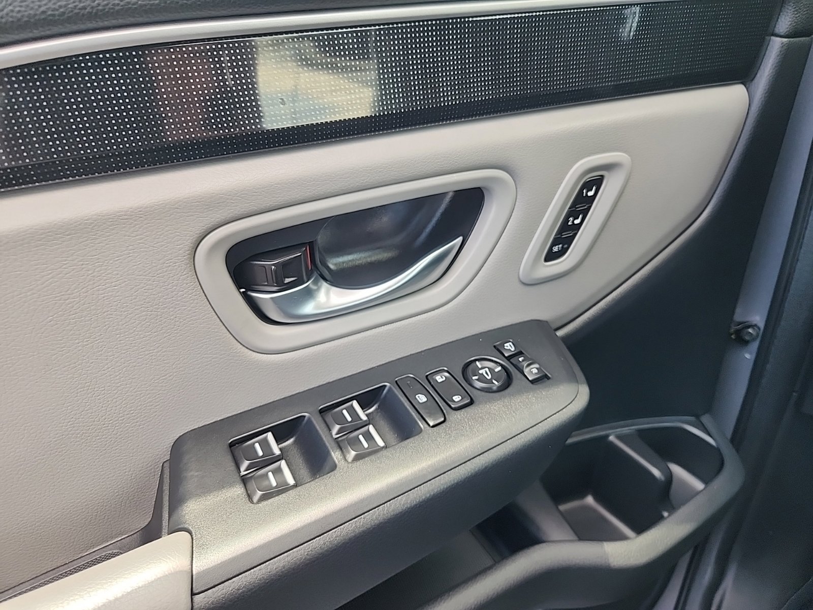 Used 2025 Honda Pilot Elite image 31