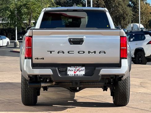 New 2025 Toyota Tacoma TRD Off-Road image 5