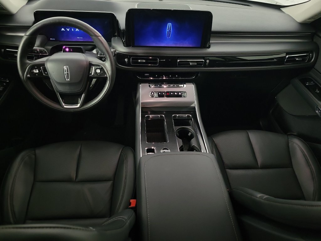 New 2026 Lincoln Aviator AWD image 8