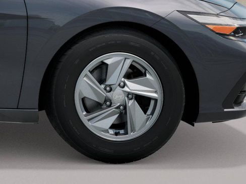 New 2026 Hyundai Elantra SE FWD image 8