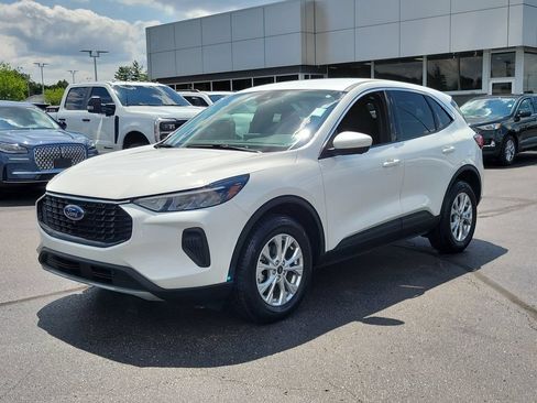 Certified 2023 Ford Escape Active w/ Tech Pack #2 AWD/4WD image 8