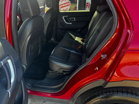 Used 2018 Land Rover Discovery Sport HSE AWD/4WD image 13