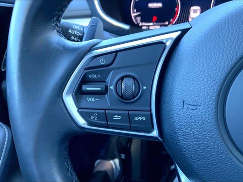 Used 2023 Acura MDX SH-AWD w/ Technology Package image 24