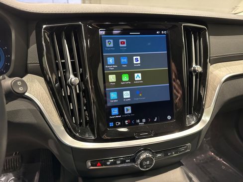 Used 2023 Volvo V60 B5 Cross Country Ultimate w/ Climate Package image 21