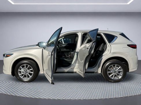 Used 2025 MAZDA CX-5 AWD 2.5 S w/ Preferred Package image 11