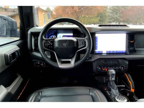 Used 2023 Ford Bronco Badlands AWD/4WD image 5