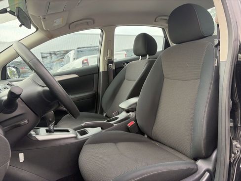 Used 2019 Nissan Sentra S image 12