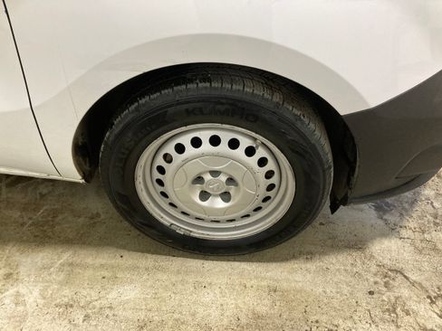 Used 2018 RAM ProMaster City Tradesman image 9