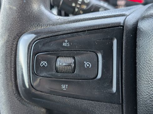 Used 2021 Chevrolet Silverado 1500 Custom image 16