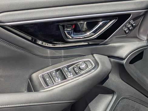 Used 2024 Subaru Outback Limited image 8