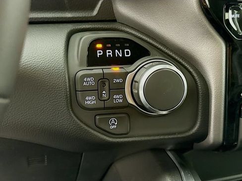 New 2026 RAM 1500 Big Horn AWD/4WD image 17