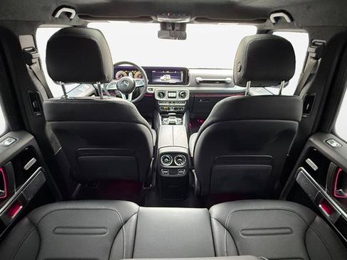 Used 2023 Mercedes-Benz G 550 image 23