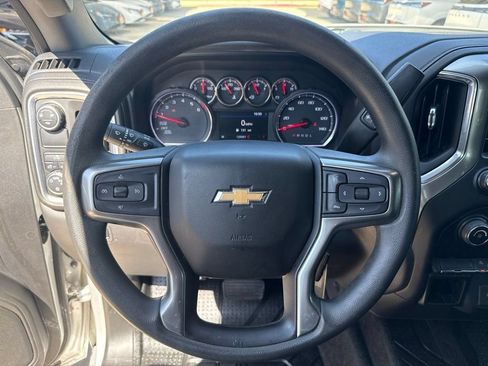 Used 2019 Chevrolet Silverado 1500 LT RWD image 16