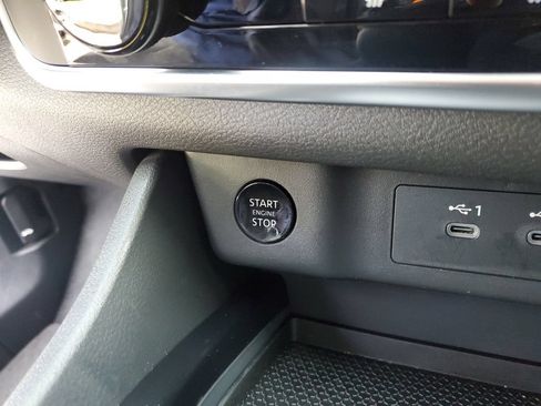 Certified 2025 Nissan Rogue S FWD image 33