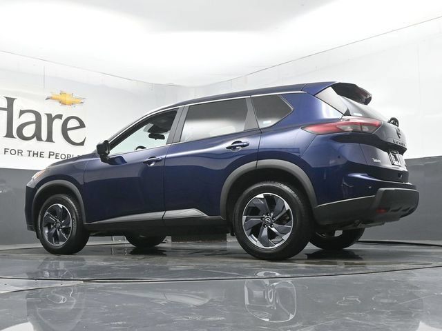 Used 2024 Nissan Rogue SV FWD image 56