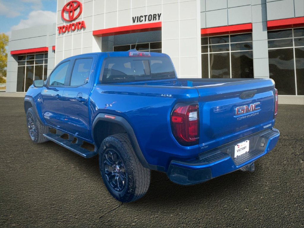 Used 2024 GMC Canyon Elevation w/ Elevation Premium Package AWD/4WD image 5