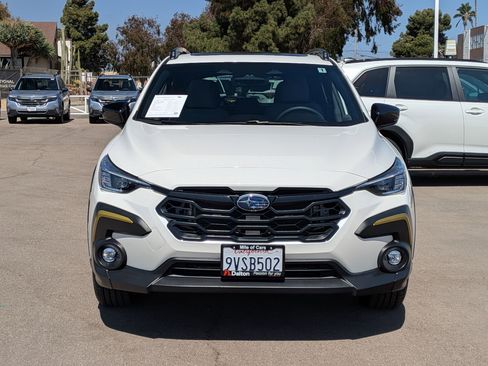 Used 2025 Subaru Crosstrek 2.5i Sport w/ Crosstrek Mirror Package AWD/4WD image 2