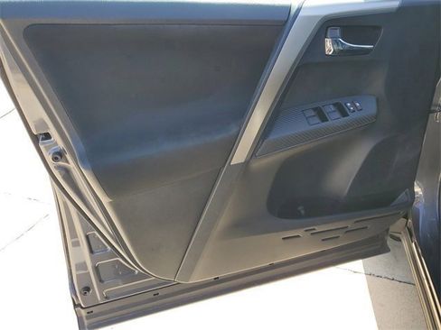 Used 2015 Toyota RAV4 XLE image 13