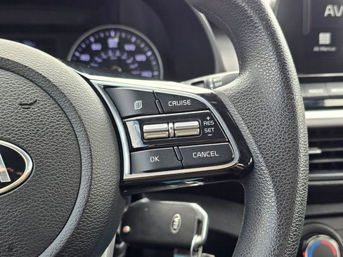 Used 2020 Kia Forte LXS FWD image 31