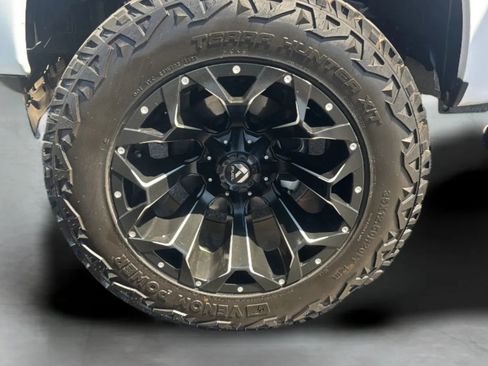 Used 2020 Ford F150 XL w/ Equipment Group 101A Mid AWD/4WD image 32