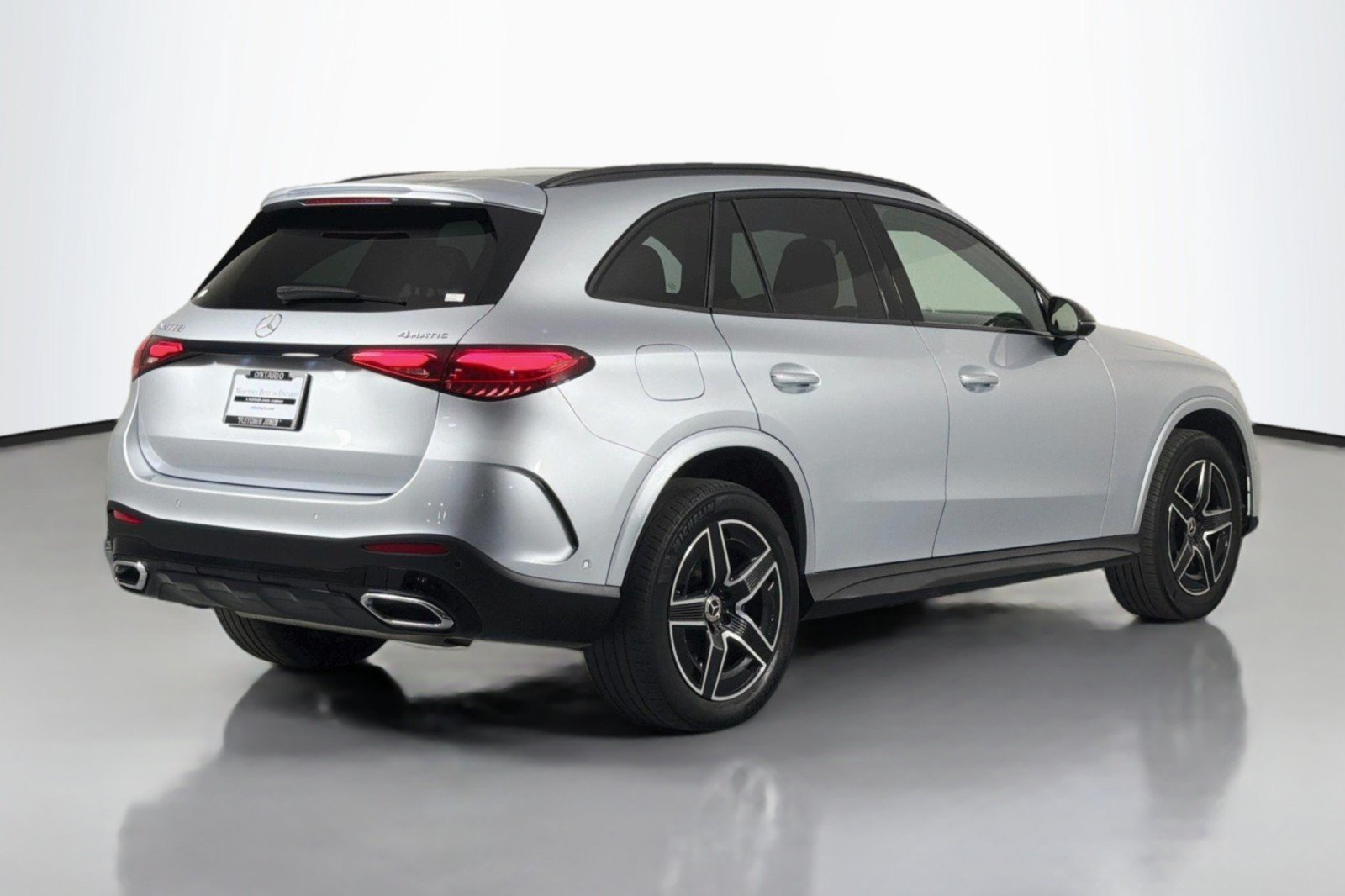 Used 2023 Mercedes-Benz GLC 300 4MATIC image 12