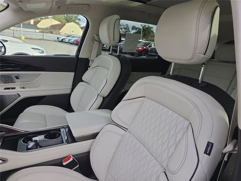 New 2026 Lincoln Nautilus Black Label image 14