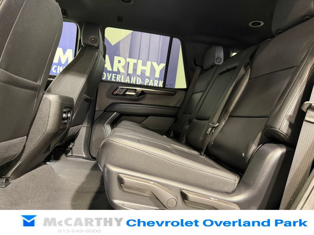 Used 2025 Chevrolet Tahoe LT AWD/4WD image 25