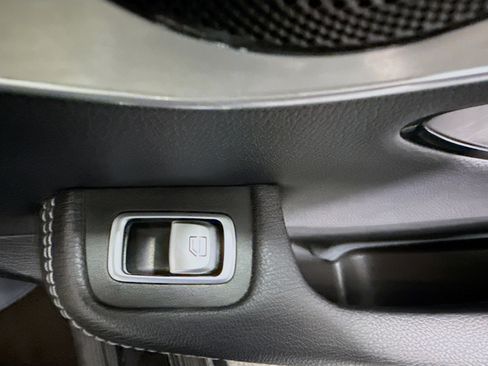 Used 2021 Mercedes-Benz C 300 Sedan image 31