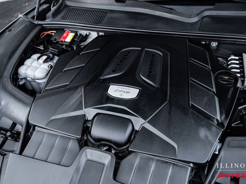 Used 2019 Porsche Cayenne S image 40