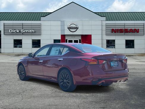 New 2025 Nissan Altima 2.5 SV w/ SV Special Edition Package image 4